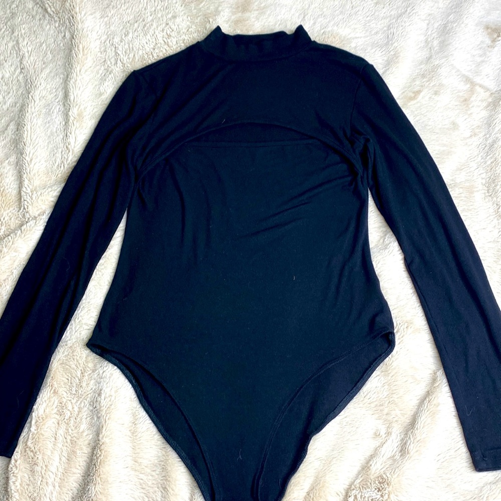 Medium black long sleeve bodysuit